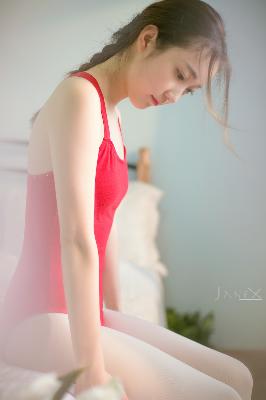 日产mv和欧美mv的外观对比